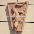 Wholesale stone wall hanging sandstone relief lizard champagne wall fountains for sale